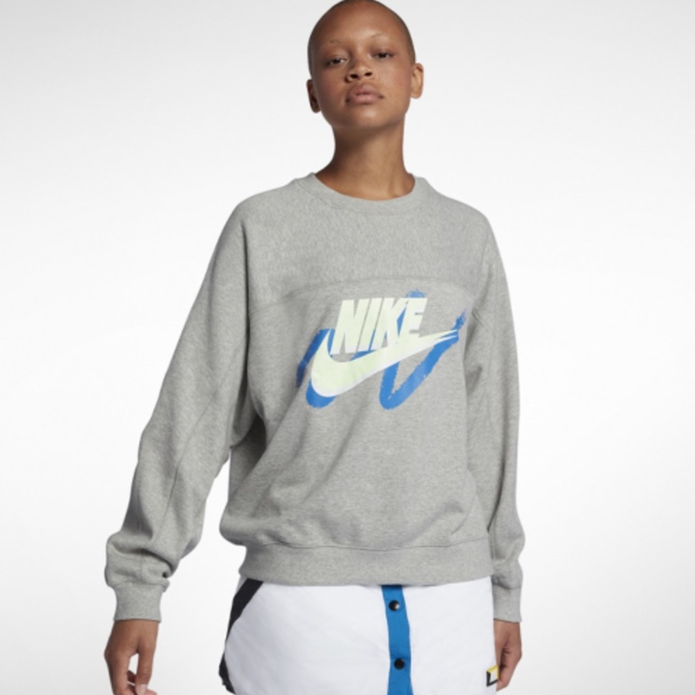 Nike Sweater